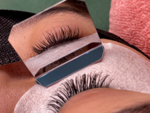Load image into Gallery viewer, Lash Master Mirror